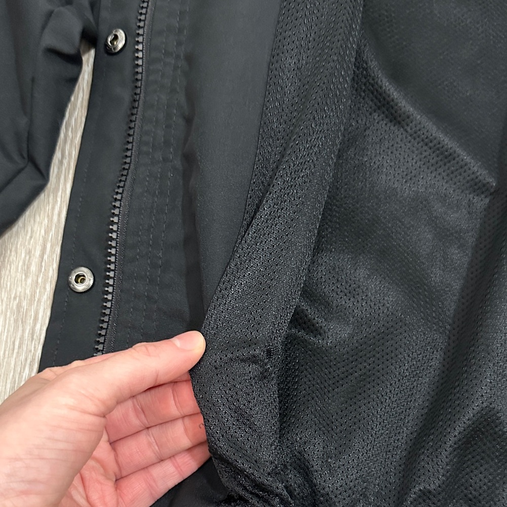 Volcom Windbreaker Jacket - Picture 2 of 11